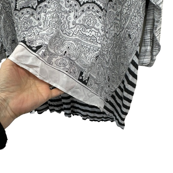 Cabi Style 347 Silk Scarf Blouse, Medium - Picture 7 of 8